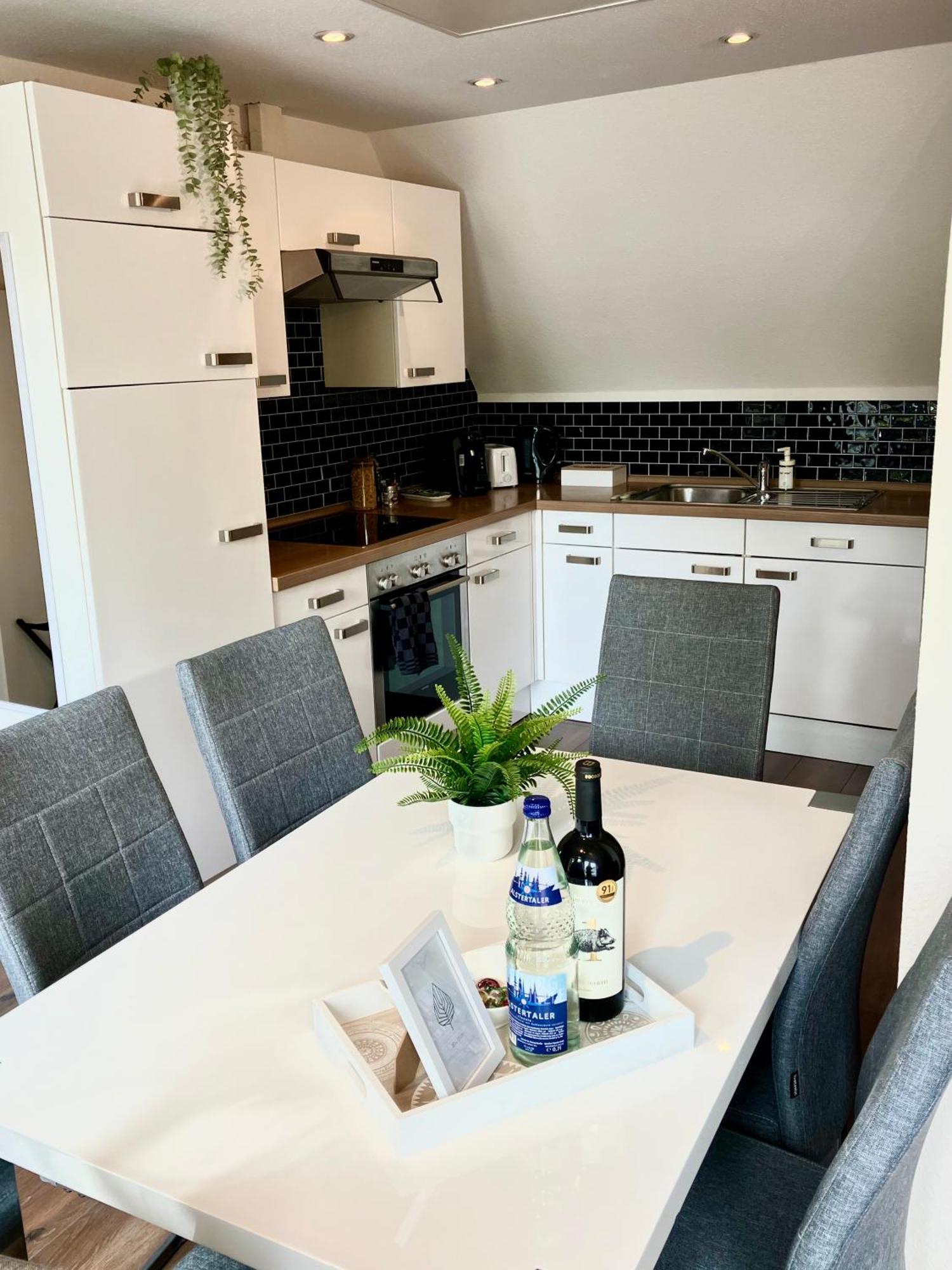 Airport Business Apartment Norderstedt Exteriör bild
